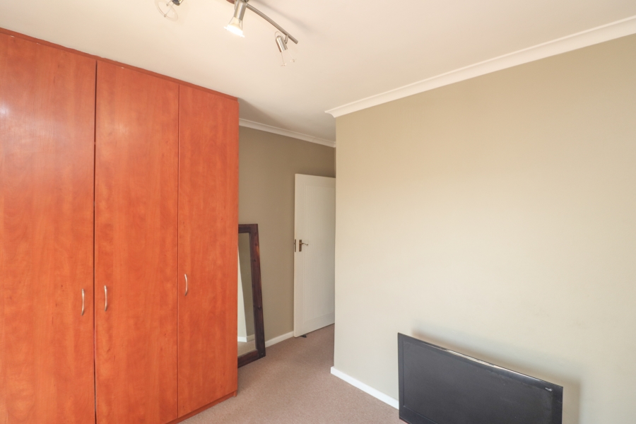 3 Bedroom Property for Sale in Gordons Bay Central Western Cape